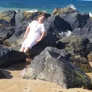 Meet your Posher, Ileana